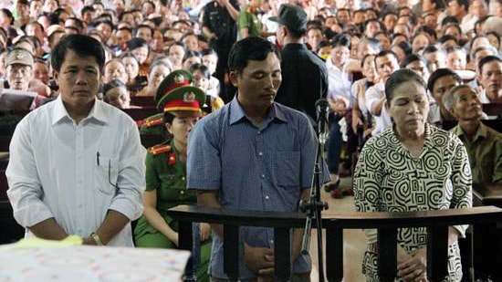 Khai trừ đảng, tham ô tài sản, Hà Tĩnh, cựu chủ tịch