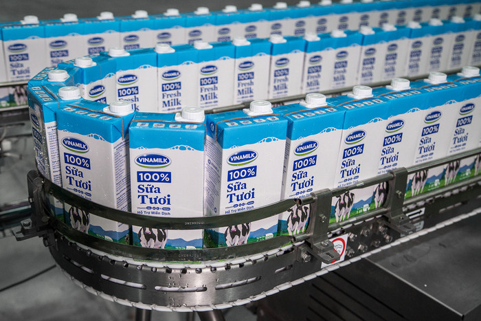 Hệ thống sản xuất của Vinamilk luôn đảm bảo đưa từng giọt sữa tươi ngon tới tay người tiêu dùng. Ảnh: P.V