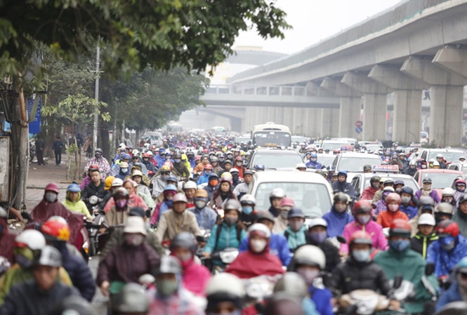 Hà Nội sẽ lập đề án thu phí phương tiện lưu thông qua điểm ùn tắc. Ảnh: Như Ý.