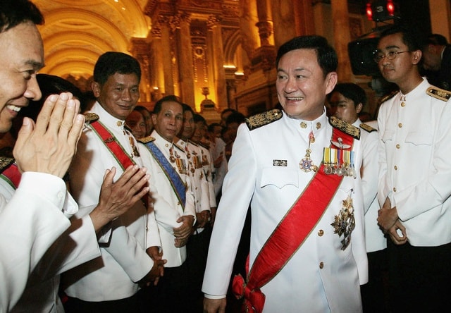 Tháng 2/2005, Thủ tướng Thaksin Shinawatra tái đắc cử - ông là thủ tướng dân cử đầu tiên ở Thái Lan hoàn thành nhiệm kỳ 4 năm. Ra tranh cử lần thứ 2, ông tiếp tục giành chiến thắng với số phiếu bầu vượt trội. 