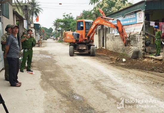 Hành lang ATGT đã thông thoáng hơn nhiều sau khi giải tỏa. Ảnh: Nguyễn Vân