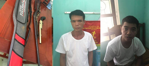 2 đối tượng Nguyễn Khắc Hảo, Lê Bá Sơn cùng 2 khẩu súng gây án giao nộp tại Công an Nông cống.