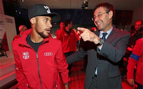 Neymar và Bartomeu không còn vui vẻ như hồi còn 