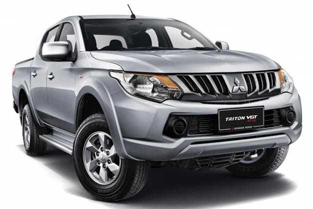 Mitsubishi Motors Malaysia (MMM) vừa giới thiệu thêm một phiên bản mới cho dòng xe bán tải Mitsubishi Triton với tên gọi VGT AT GL, kèm giá bán 10.380 RM (khoảng 554,39 triệu đồng). Theo hãng xe ôtô Mitsubishi, đây là phiên bản Triton VGT rẻ nhất của hãng.