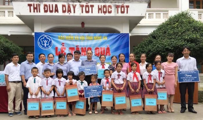 bảo hiểm xã hội tặng qoag