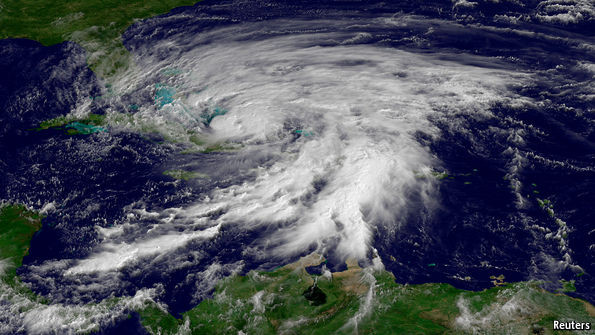 Theo các chuyên gia, các cơn bão nhiệt đới được con người đặt tên từ đầu thế kỷ 20. Họ đặt tên cho bão nhằm tạo thuận lợi cho việc liên lạc giữa các nhà dự báo thời tiết và công chúng trong việc theo dõi tình hình diễn biến của các cơn bão.