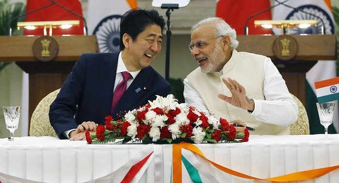 Thủ tướng Nhật Bản Shinzo Abe và người đồng cấp Ấn Độ Narendra Modi. Ảnh: Sputnik