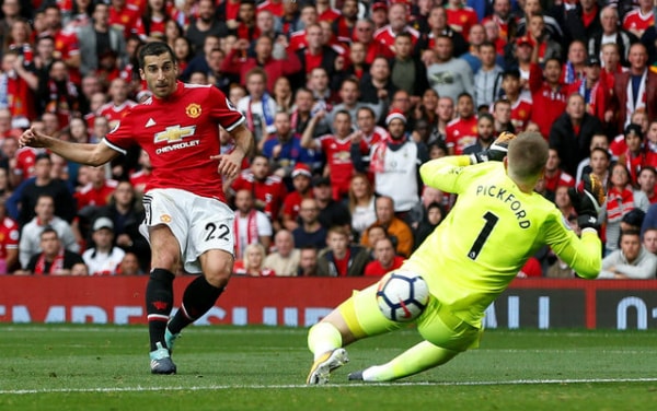 hang-cong-bung-no-cuoi-tran-man-utd-dai-thang-everton-page-2-2