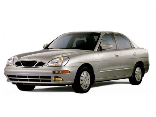 Bên cạnh Daewoo Matiz thì Daewoo Lanos cũng là một trong những xe ô tô có giá khoảng 100 triệu đáng mua nhất hiện nay.