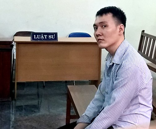ke-doat-mang-hang-xom-trong-con-ngao-da-linh-an-chung-than