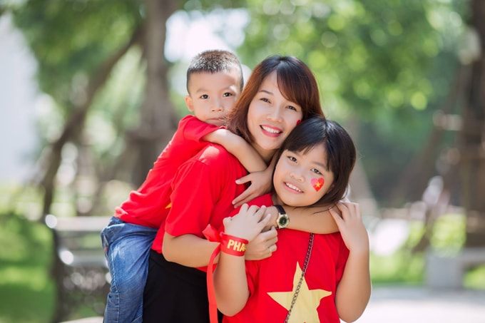 70-cap-me-con-lap-ky-luc-xep-hinh-ban-do-viet-nam-10