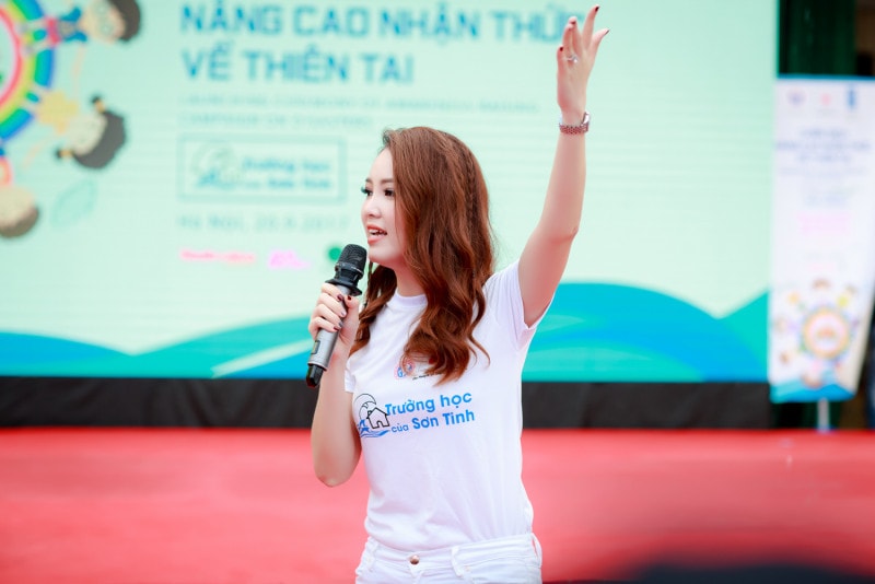 Thụy Vân là tấm gương được nhiều bạn trẻ yêu thích bởi nhan sắc và học thức 