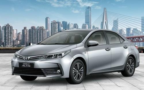 Toyota Corolla Altis bản cao cấp nhất có giá bán 936 triệu đồng