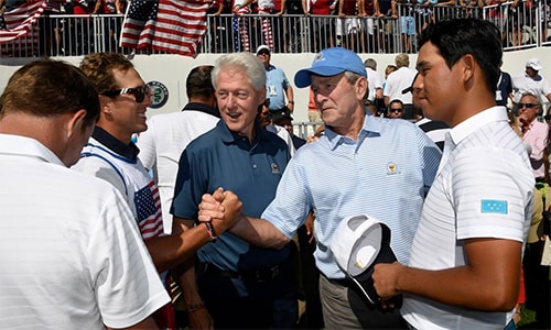 ba-cuu-tong-thong-co-vu-tuyen-my-o-ngay-dau-presidents-cup-1