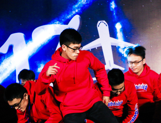 Hào đã từng là một cây nhảy hiphop khi còn học cấp 3. Ảnh: NVCC