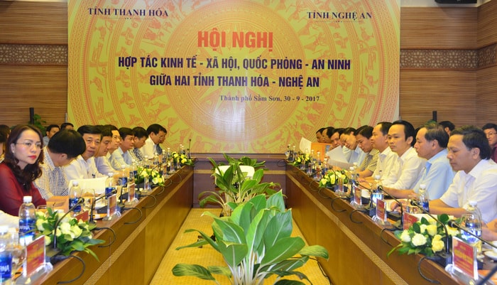 Toàn cảnh cuộc làm việc. Ảnh: Thành Duy