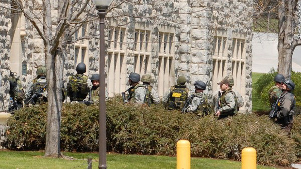 Vụ xả súng tại Đại học Công nghệ Virginia (32 người chết, 23 người bị thương)