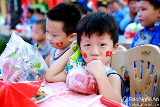 Với trẻ em, Trung thu là ngày Tết cực kỳ ý nghĩa. Nên sự háo hức, mong chờ Ảnh: P.V