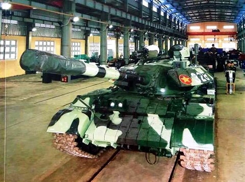 Xe tăng T-54B đang được nâng cấp tại Nhà máy Z153