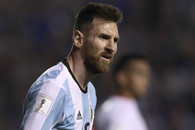 Messi đầy thất vọng sau trận đấu với Peru. Ảnh: Internet