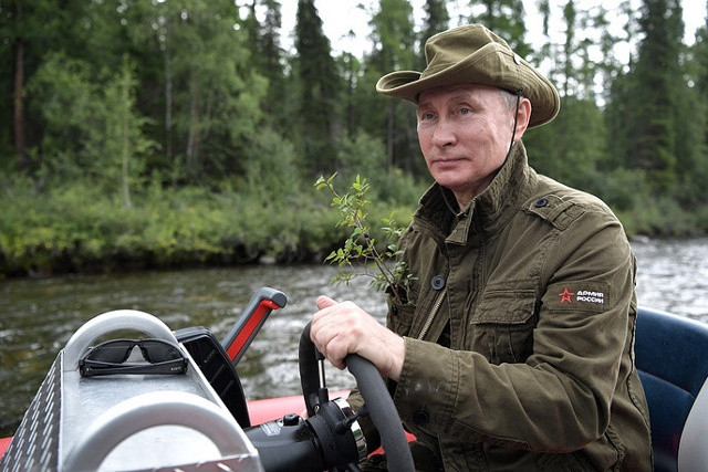 Là một người năng động, ngoài thời gian bận rộn trên cương vị Tổng thống, ông Putin cũng luôn tìm đến với các hoạt động ngoài trời để có được sức khỏe tốt nhất. Ảnh: TASS