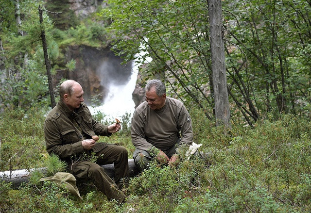 Tổng thống Nga rất thích khám phá khung cảnh thiên nhiên hoang sơ trải rộng khắp đất nước. Ảnh: TASS