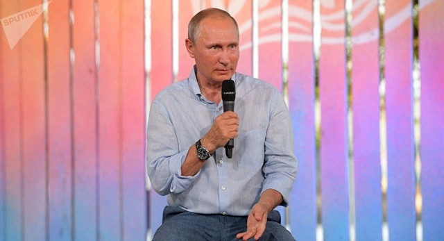 Tổng thống Putin cũng thường tổ chức các cuộc họp báo để nêu rõ quan điểm của ông đối với các vấn đề hệ trọng trên thế giới. Ảnh: Reuters