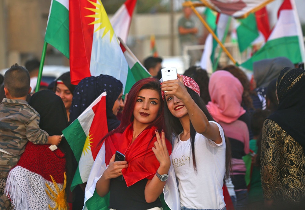 Các cô gái người Kurd trong cuộc trưng cầu dân ý về nền độc lập của Kurdistan Iraq. AFP 2017/ DELIL SOULEIMAN