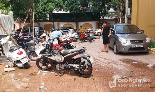 Thợ sửa xe máy có mặt ngay tại chung cư để sửa chữa các phương tiện được 