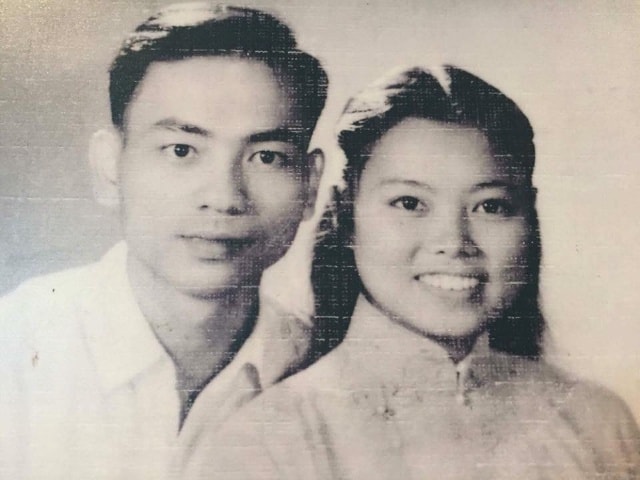  Thầy Văn Như Cương và vợ ngày cưới 30/6/1961 -Ảnh tư liệu của gia đình
