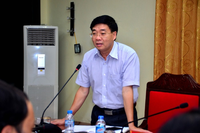 Phó Bí thư Tỉnh uỷ Nguyễn Văn Thông phát biểu tại cuộc làm việc. Ảnh: Thành Duy