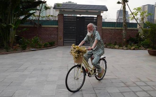 Phút thanh thản của thầy Văn Như Cương. Ảnh: FB Hồ Ngọc Quang