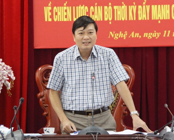 Ông Lê Hồng Vinh kết luận tại hội nghị. Ảnh: Minh Chi