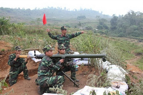 Khẩu đội DKZ-82 của Việt Nam