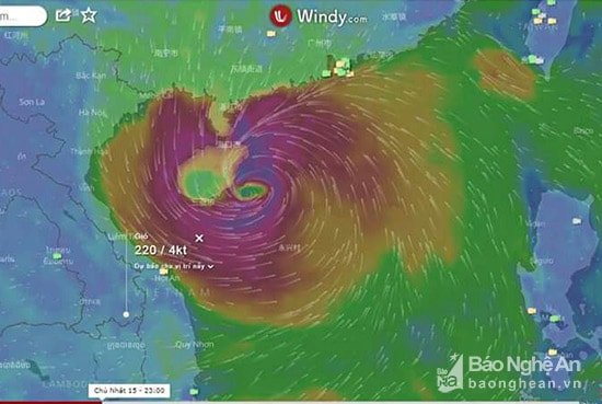 Cơn bão số 11 mang tên KHANUN đang hình thành và mạnh dần lên cấp 12. Ảnh: VP