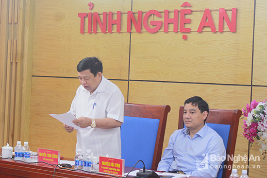 Chủ tịch UBND tỉnh Nguyễn Xuân Đường kiến nghi một số vấn đề quan trọng tại Hội nghị. Ảnh: Phú Hương