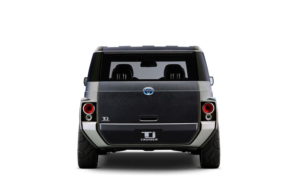 Tj Cruiser mở ra kỷ nguyên thiết kế mới của Toyota hình ảnh 6 Cung cấp sức mạnh cho Toyota Tj Cruiser là động cơ hybrid với động cơ xăng dung tích 2.0 lít. Trên cần số có tích hợp sẵn nút bấm “EV Mode” dành cho chế độ chạy điện. Rất có thể, Toyota Tj Cruiser sẽ có cả hai phiên bản là dẫn động cầu trước và dẫn động 4 bánh.