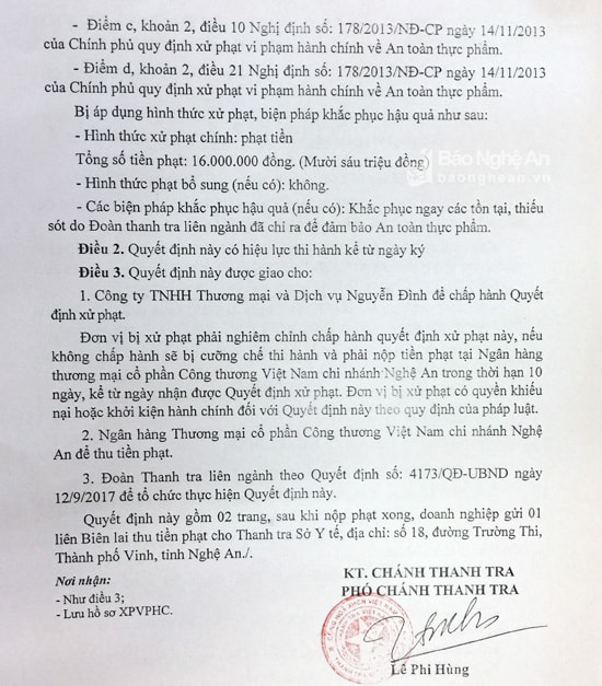 Quyết định xử phạt của Thanh tra Sở Y tế đối với Công ty TNHH Thương mại và Dịch vụ Nguyễn Đình (Nhà hàng Gà Thanh Chương). Ảnh: Thanh Sơn