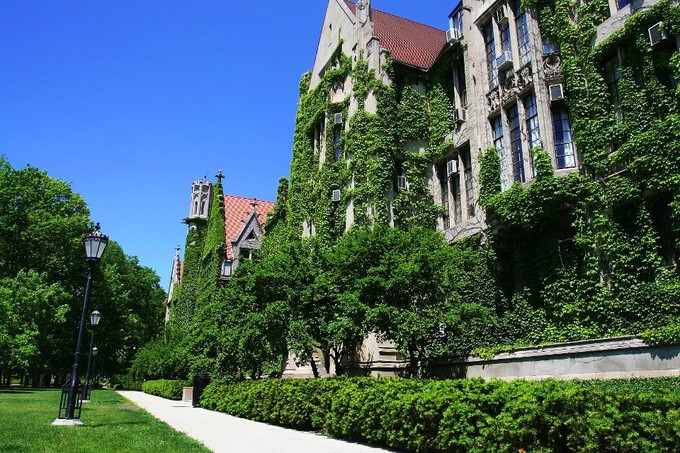 3. Đại học Chicago (Mỹ)  Điểm liên quan tới số nhà khoa học đạt giải Nobel: 3.0. Xếp hạng thế giới: 9. Ảnh: Shutterstock