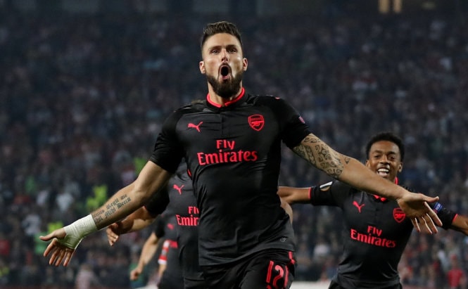 ​Giroud ghi bàn thắng đẹp, Arsenal nhọc nhằn hạ Zvezda