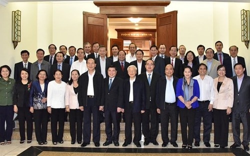 Bộ Chính trị thống nhất cho Tp.HCM được hưởng cơ chế “đặc thù”