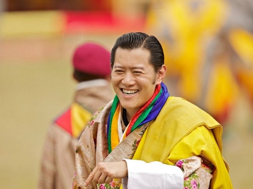 Ông Jigme Khesar Namgyel Wangchuck là vị vua thứ 5 của Bhutan. Ông được vua cha nhường ngôi khi mới 26 tuổi và đến nay, sau 10 năm cai trị, ông đã tiến hành nhiều cải cách hiến pháp nhằm dân chủ hóa quốc gia Phật giáo này.