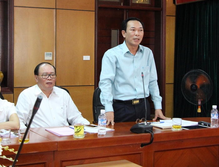 Đồng chí Nguyễn Xuân Hải, Giám đốc Sở Tài chính cho rằng thành phố Vinh phải đảm bảo lương và chế độ cho đối tượng chính sách. Ảnh: Trân Châu