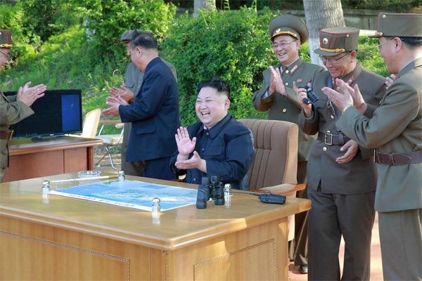 Ảnh: Reuters/KCNA Kim Jong UN