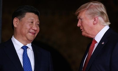 ong-trump-dien-dam-voi-ong-tTổng thống Mỹ Trump và Chủ tịch Trung Quốc Tập Cận Bình gặp nhau tại Florida hồi tháng 4. Ảnh: Reuters.ap