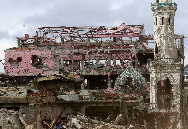 nhà thờ Hồi giáo bị hư hại được nhìn thấy bên trong thành phố Marawi, Philippines, ngày 25 tháng 10 năm 2017.