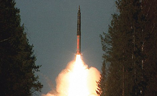 Tên lửa Topol của quân đội Nga. Ảnh: Daily Mail