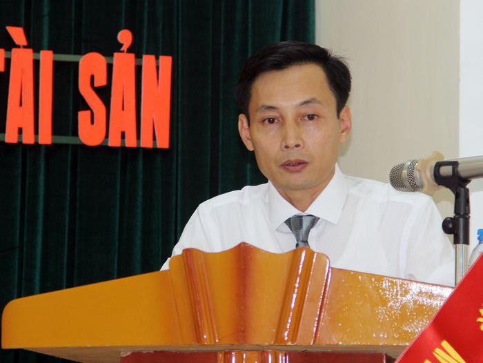 Ông Nguyễn Ngọc Minh - Giám đốc trung tâm báo cáo kết quả 20 năm xây dựng và phát triển của trung tâm. Ảnh: P.B