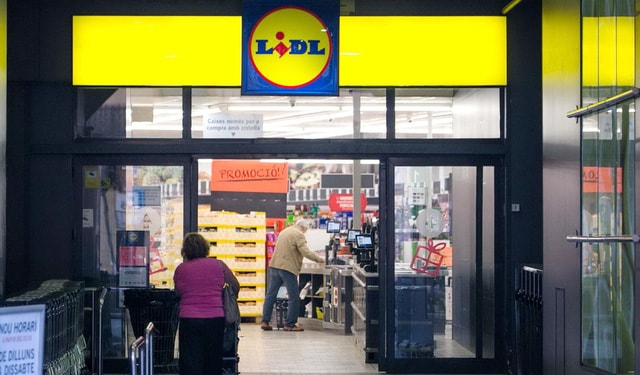 Siêu thị Lidl, nơi đã sa thải nhân viên vì làm việc... quá chăm chỉ. Ảnh: Elpais