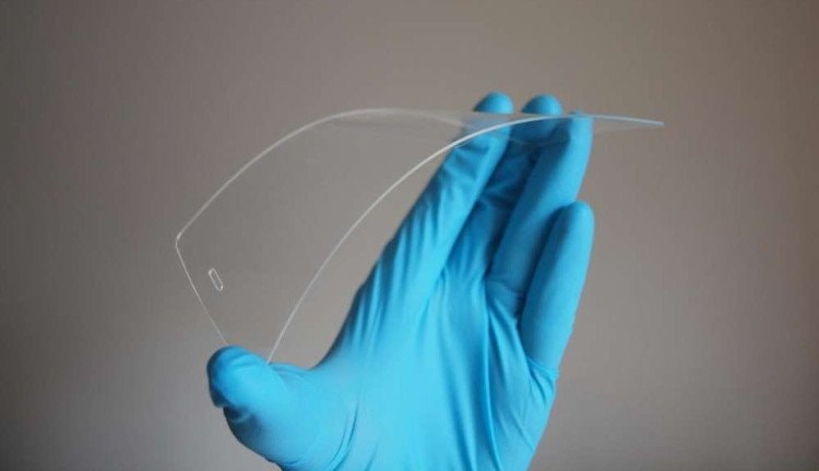 Graphene có tác dụng tăng cường tính dẫn điện, giúp các thiết bị cảm ứng nhạy hơn trong khi tiêu thụ điện ít hơn.